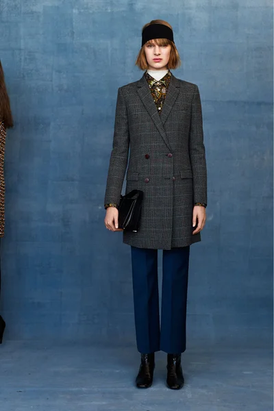 Look 7